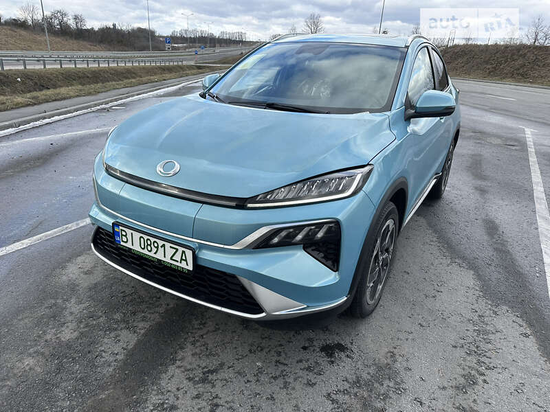 Honda M-nv (2023)