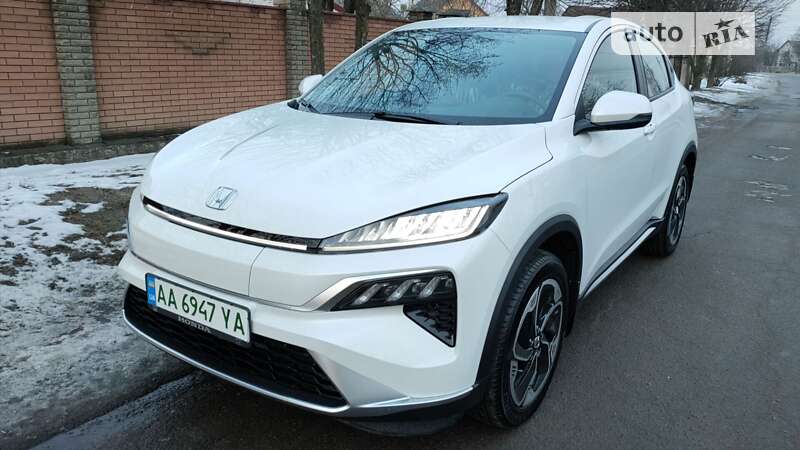 Honda M-nv (2023)