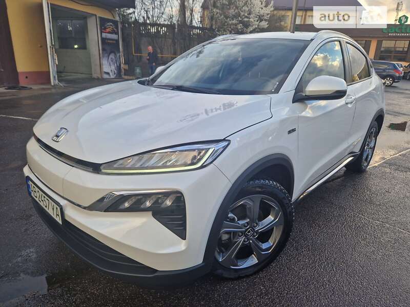 Honda M-nv (2022)