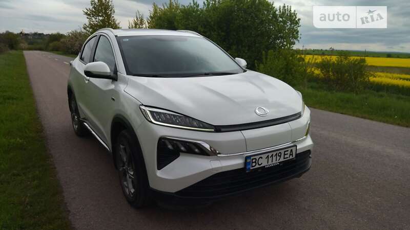Honda M-nv (2021)