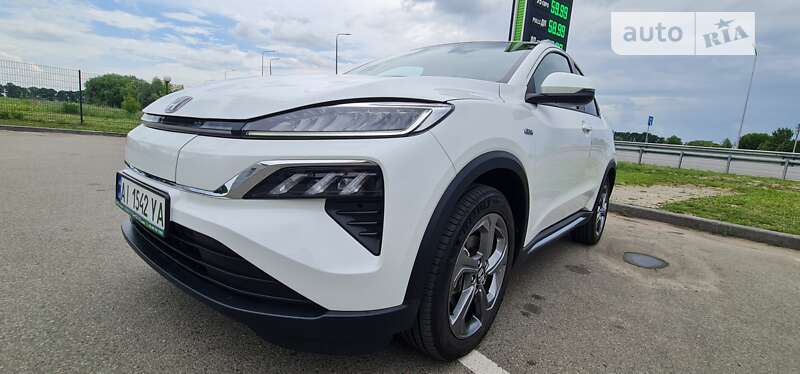 Honda M-nv (2022)