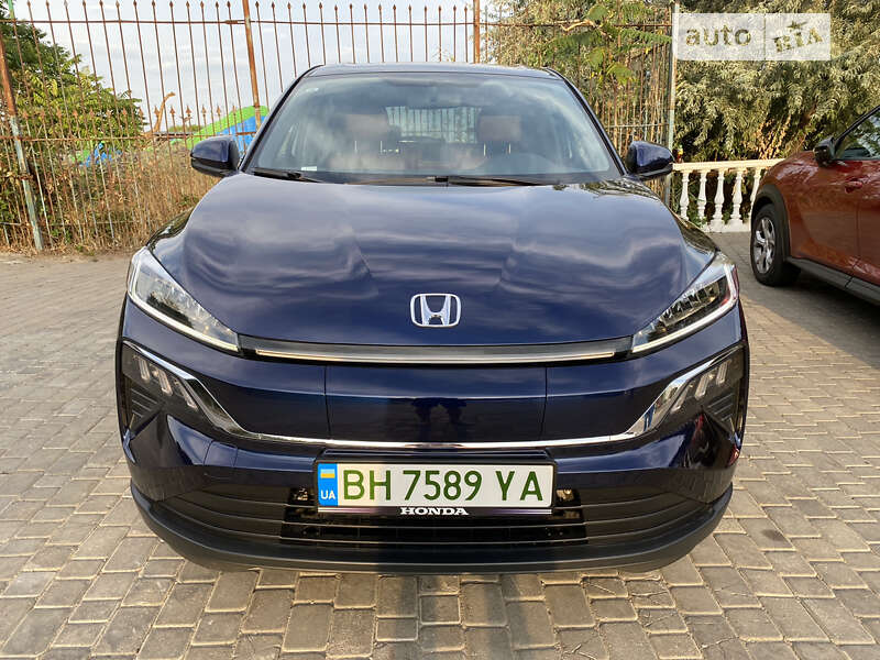 Honda M-nv (2023)