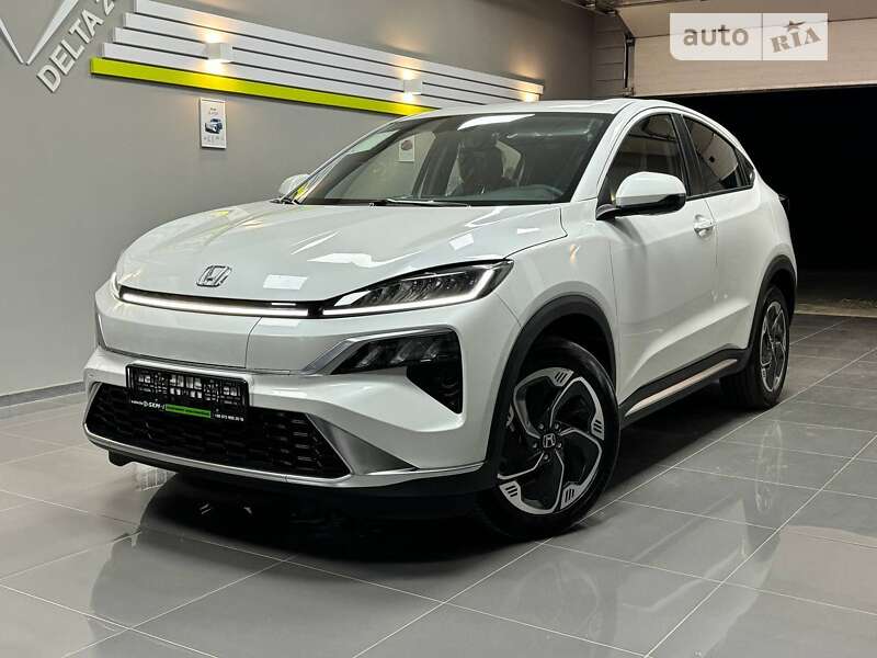 Honda M-nv (2024)