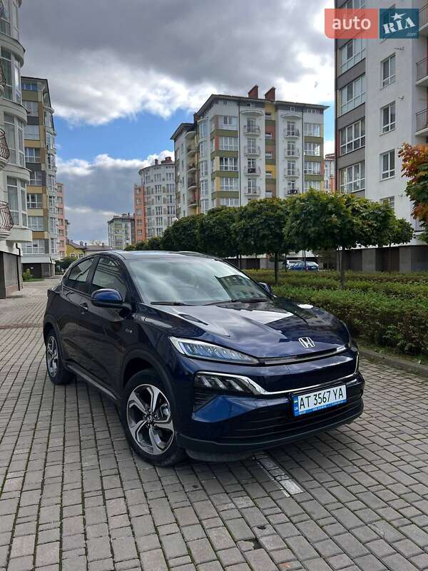 Honda M-nv (2022)