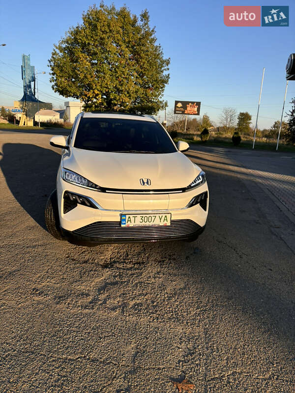 Honda M-nv (2021)