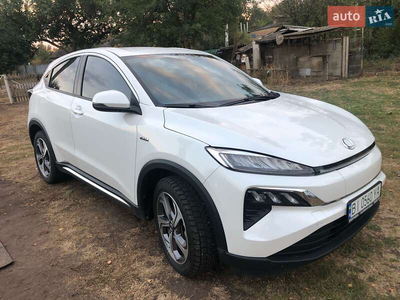 Honda M-nv (2022)