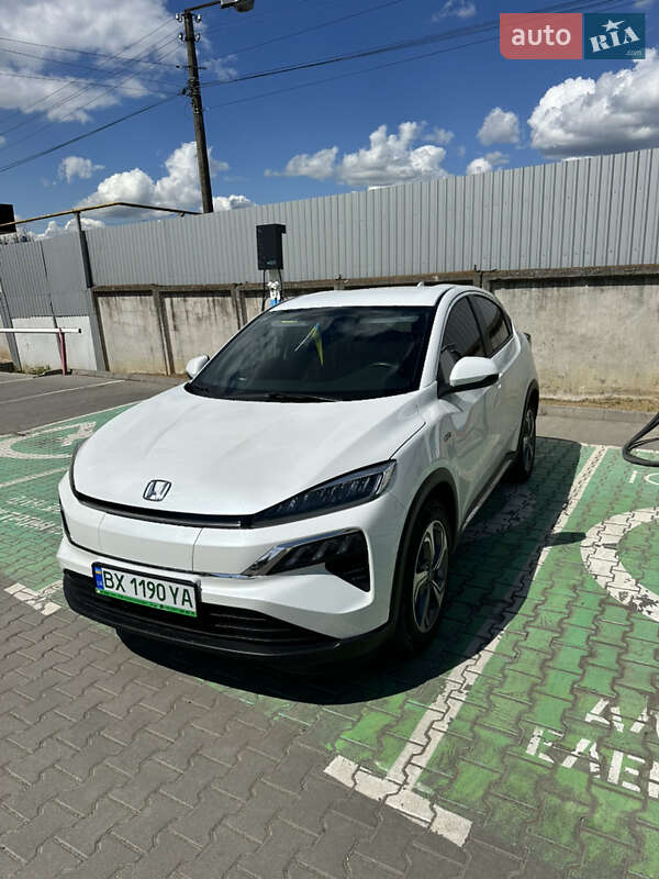 Honda M-nv (2023)