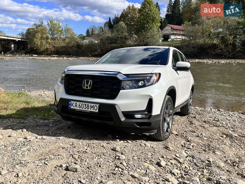 Honda Passport (2023)