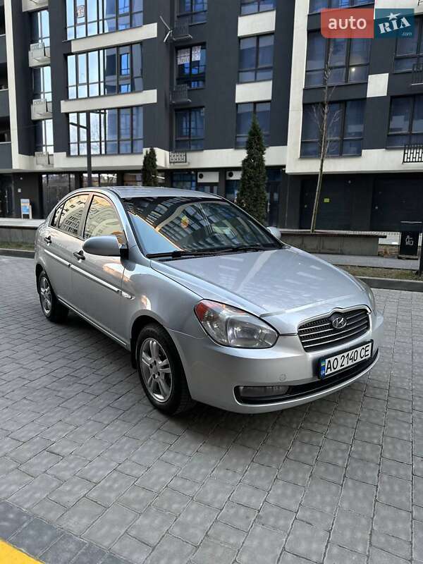 Hyundai Accent (2006)