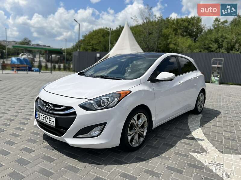 Hyundai Elantra (2013)