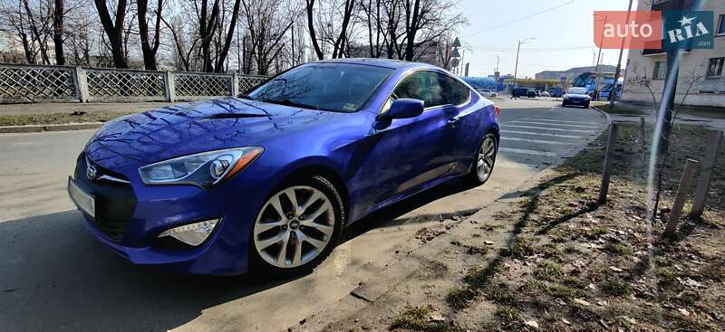 Hyundai Genesis coupe (2013)