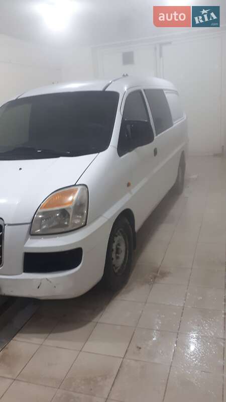 Hyundai H-1 (2007)