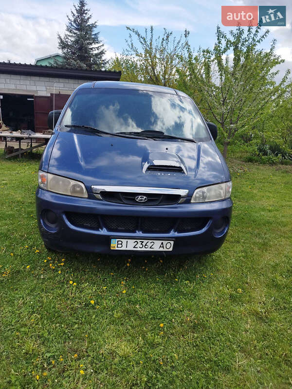 Hyundai H-1 (2003)