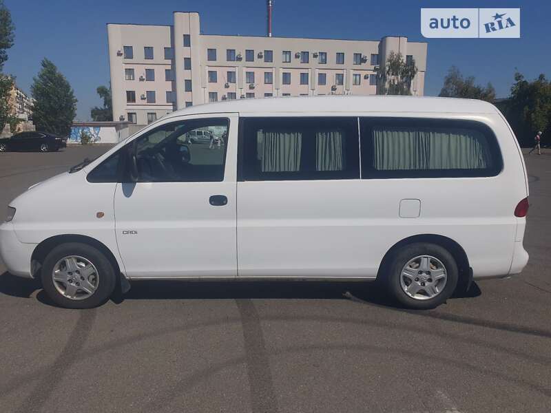 Hyundai H-1 (2003)