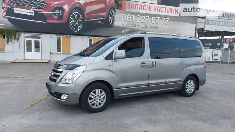 Hyundai H-1 (2016)
