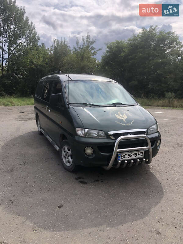 Hyundai H 200 (2000)
