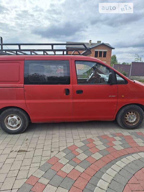 Hyundai H200 (1998)