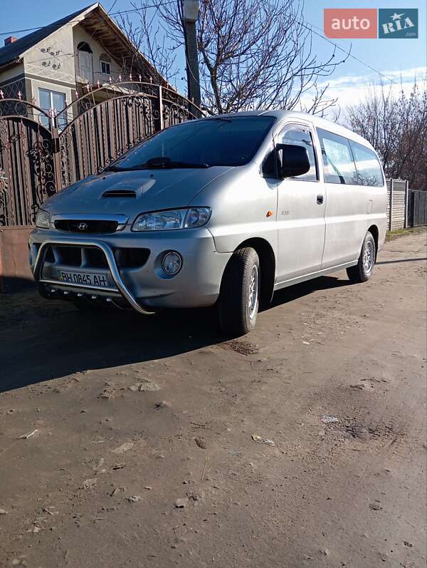 Hyundai H200 (2003)