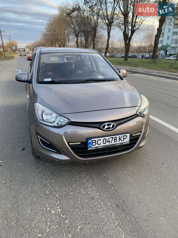 Hyundai I20 (2013)