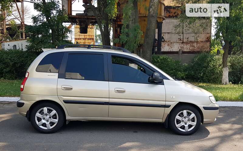 Hyundai Matrix (2008)