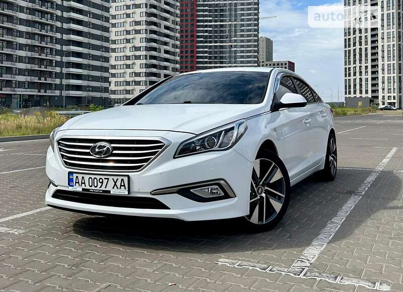 Hyundai Sonata lf (2016)
