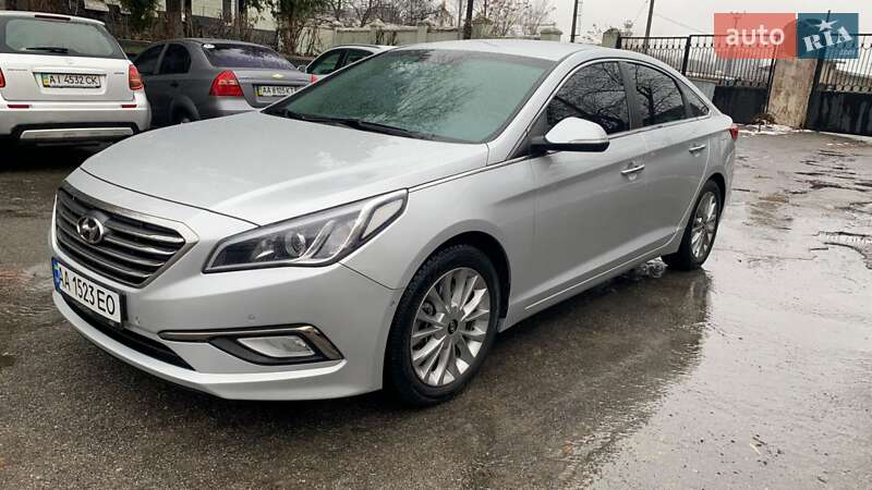 Hyundai Sonata lf (2015)