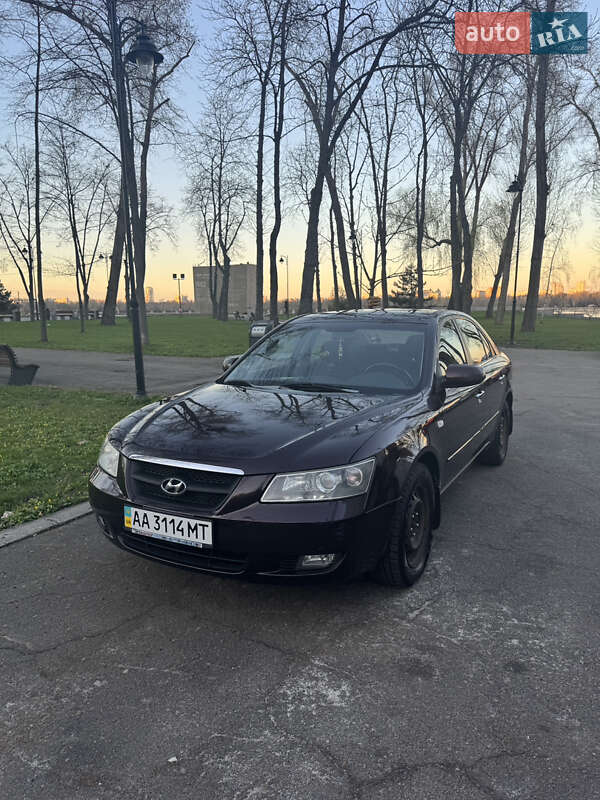 Hyundai Sonata (2007)