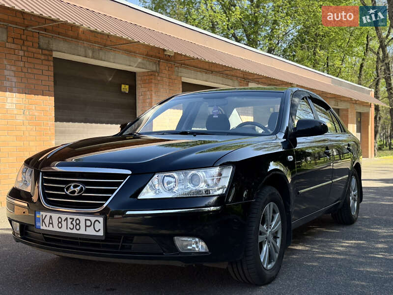 Hyundai Sonata (2008)