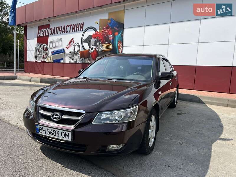 Hyundai Sonata (2006)