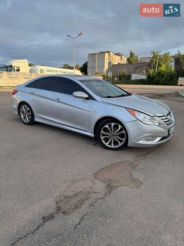 Hyundai Sonata (2013)