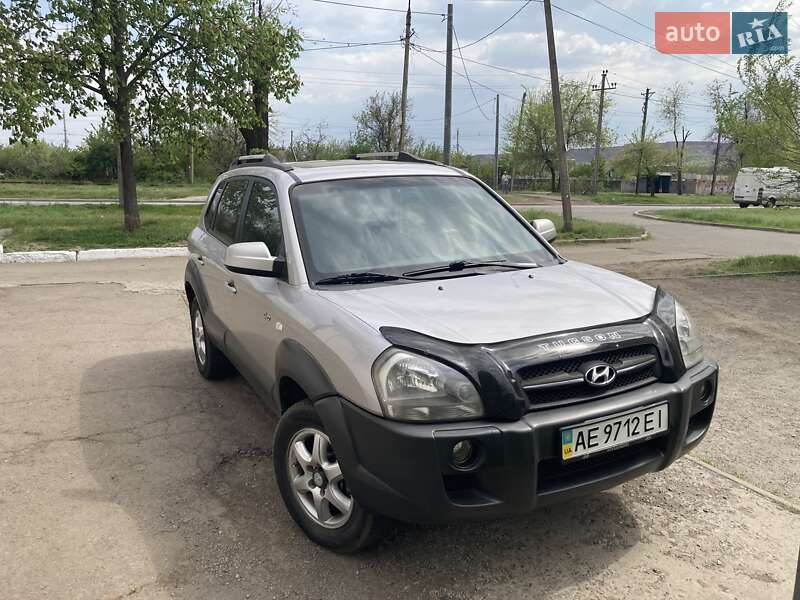 Hyundai Tucson (2005)