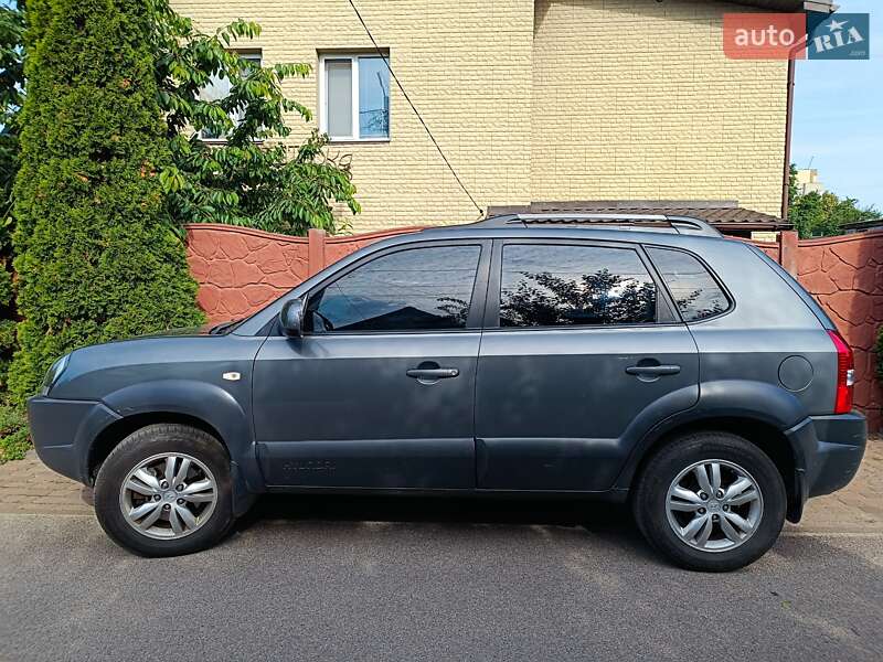 Hyundai Tucson (2011)