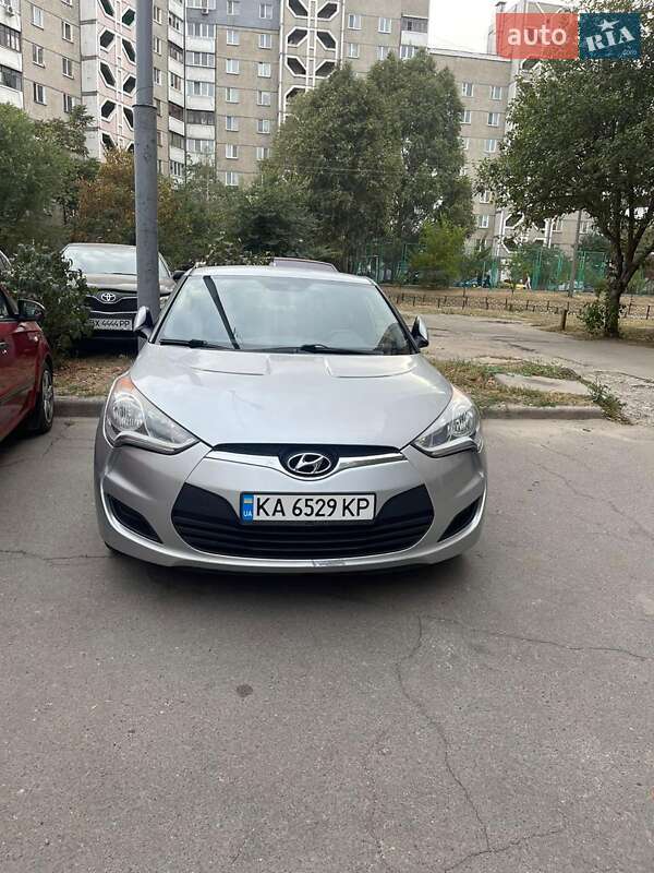 Hyundai Veloster (2013)