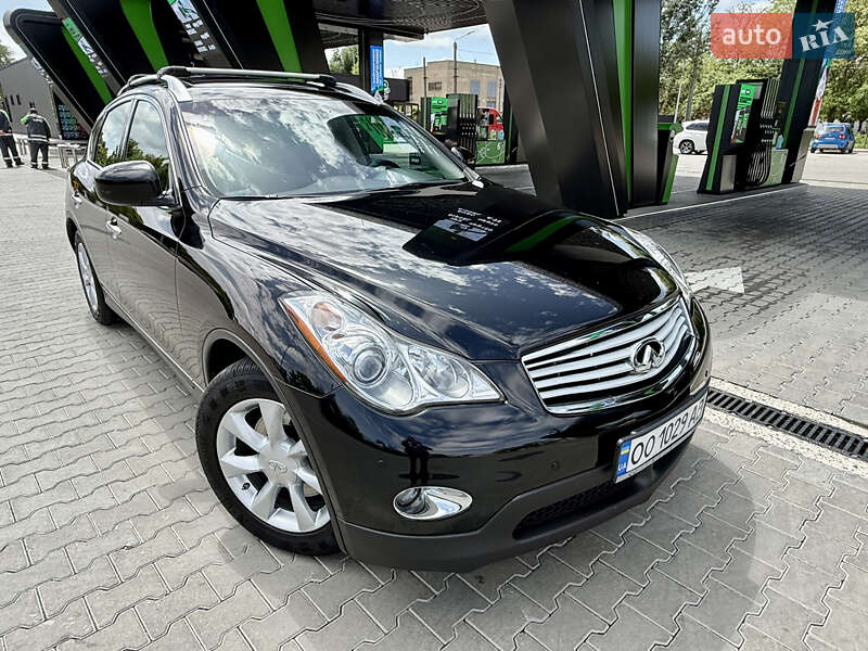 Infiniti Ex 35 (2010)