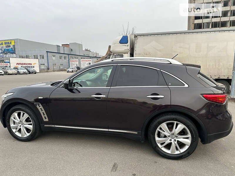 Infiniti Fx 37 (2010)
