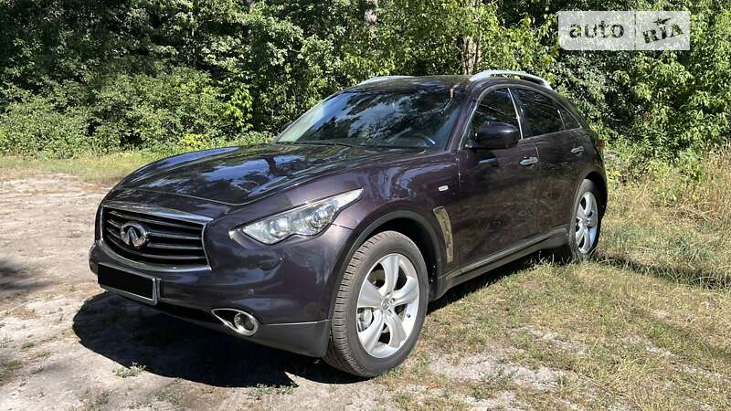 Infiniti Fx37 (2011)