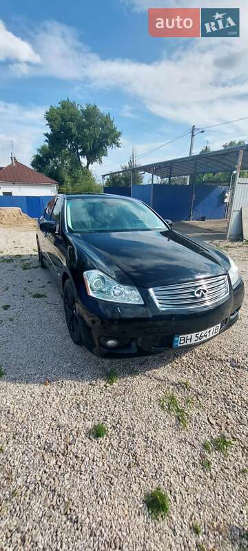 Infiniti M35 (2008)