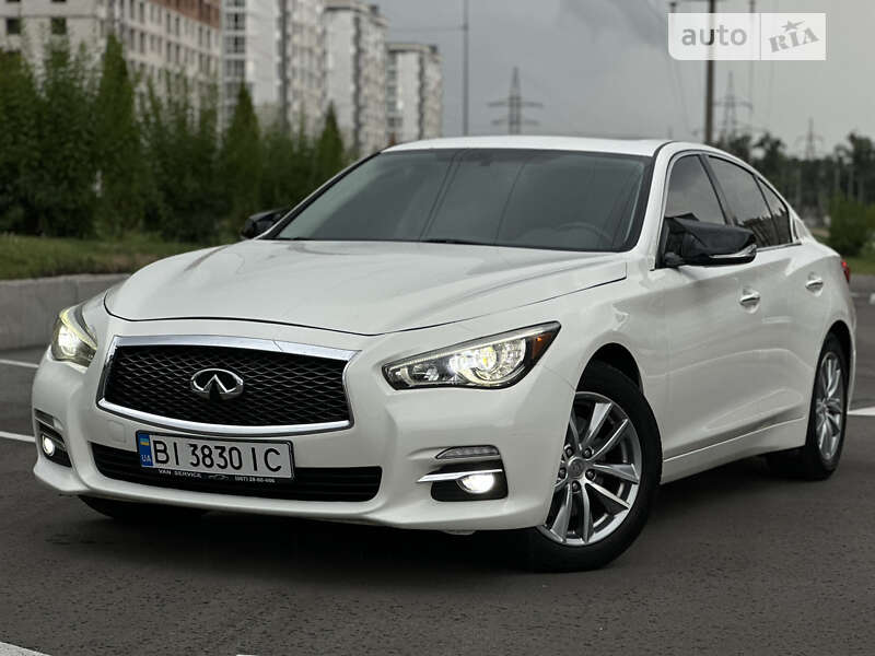 Infiniti Q50 (2016)