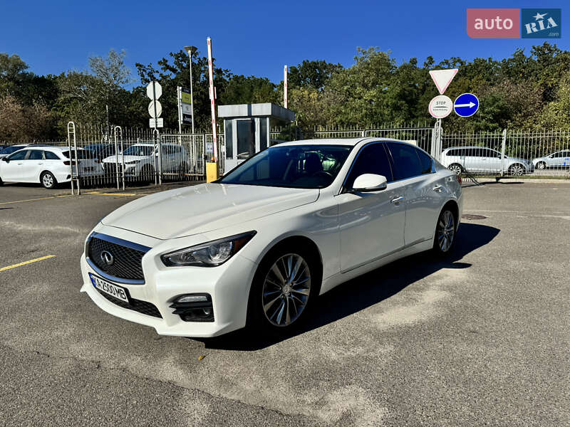 Infiniti Q50 (2016)