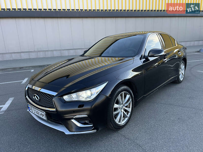 Infiniti Q50 (2015)