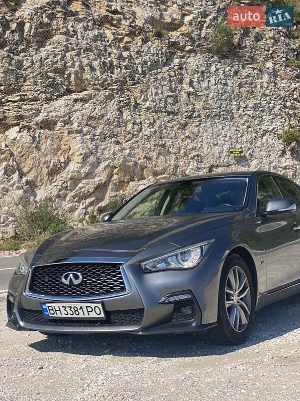 Infiniti Q50 (2016)