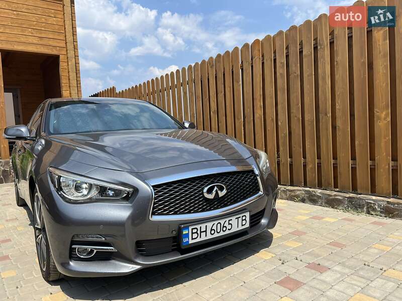 Infiniti Q50 (2016)