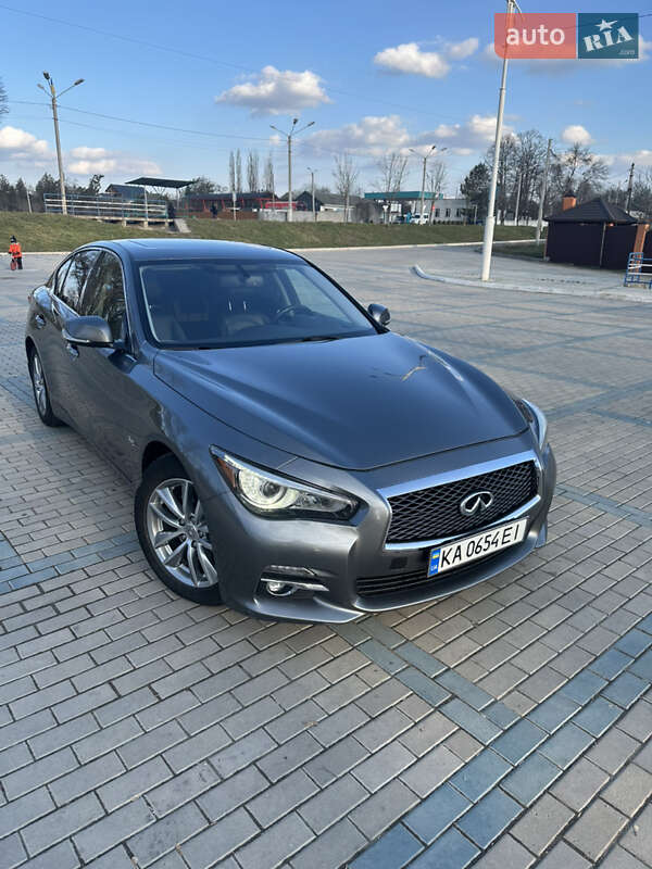 Infiniti Q50 (2016)