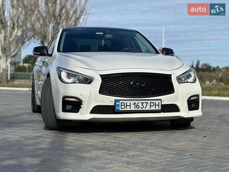 Infiniti Q50 (2016)