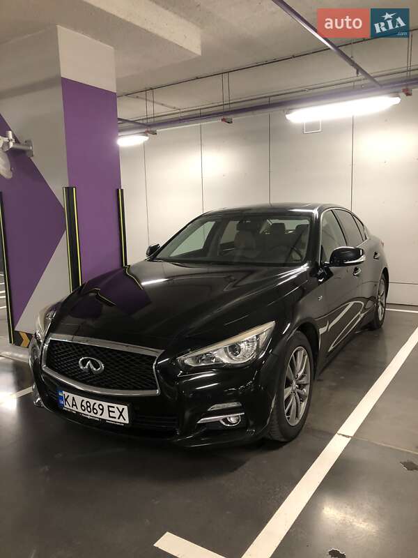 Infiniti Q50 (2014)