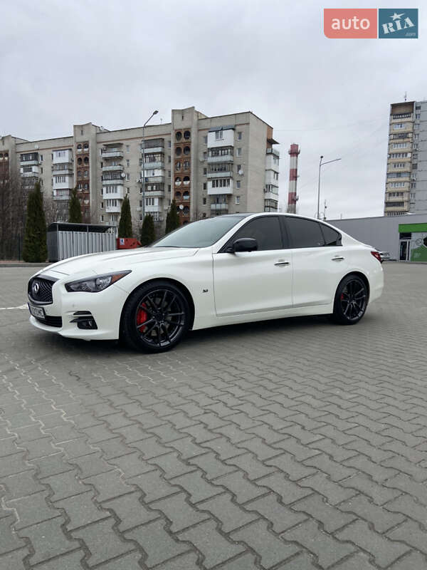 Infiniti Q50 (2016)