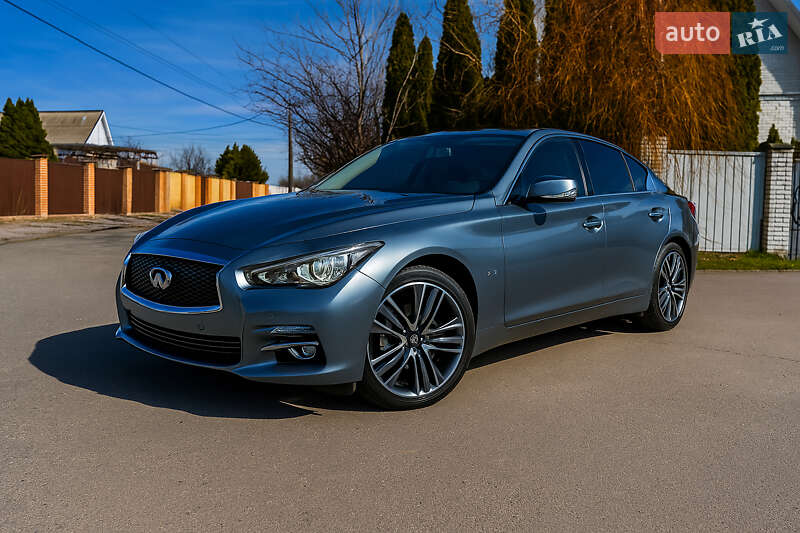 Infiniti Q50 (2014)