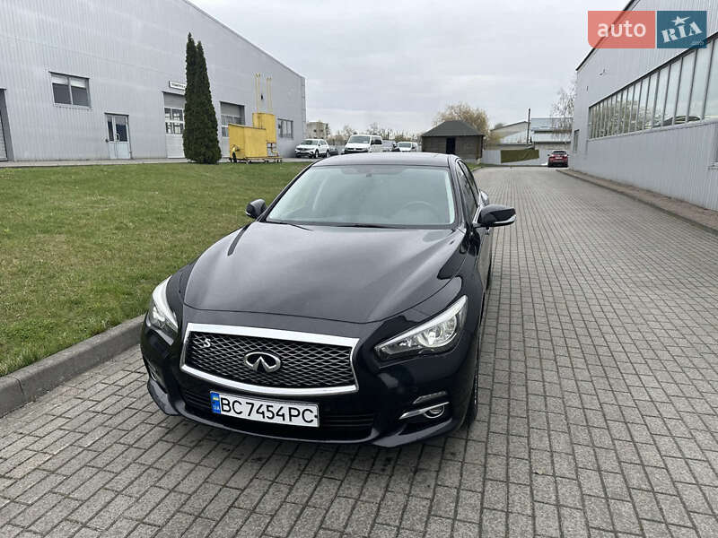 Infiniti Q50 (2015)