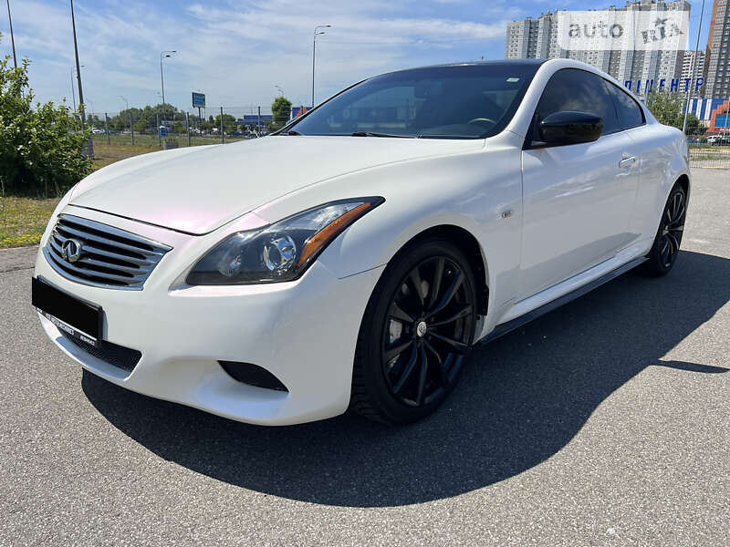 Infiniti Q60 (2013)