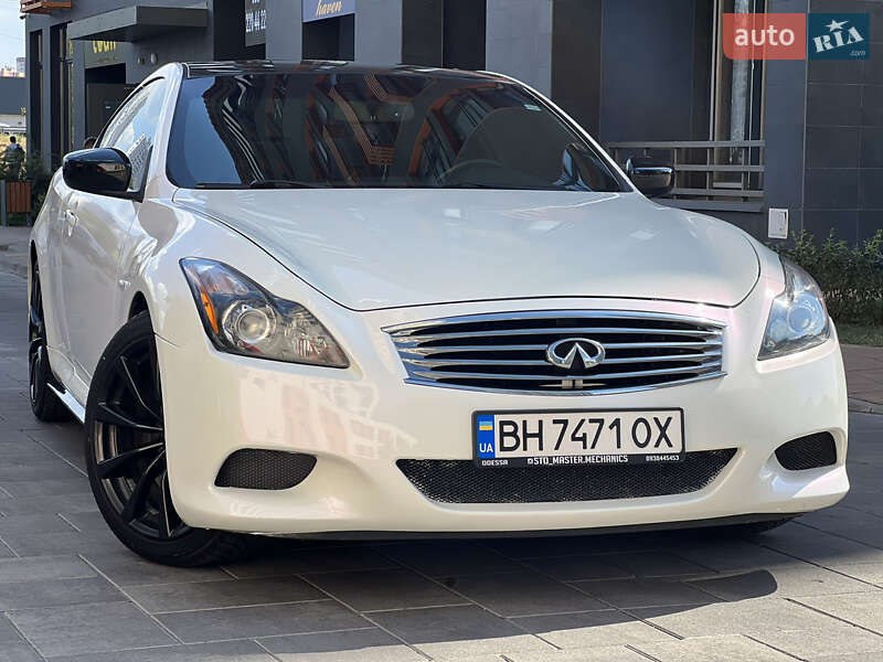Infiniti Q60 (2013)